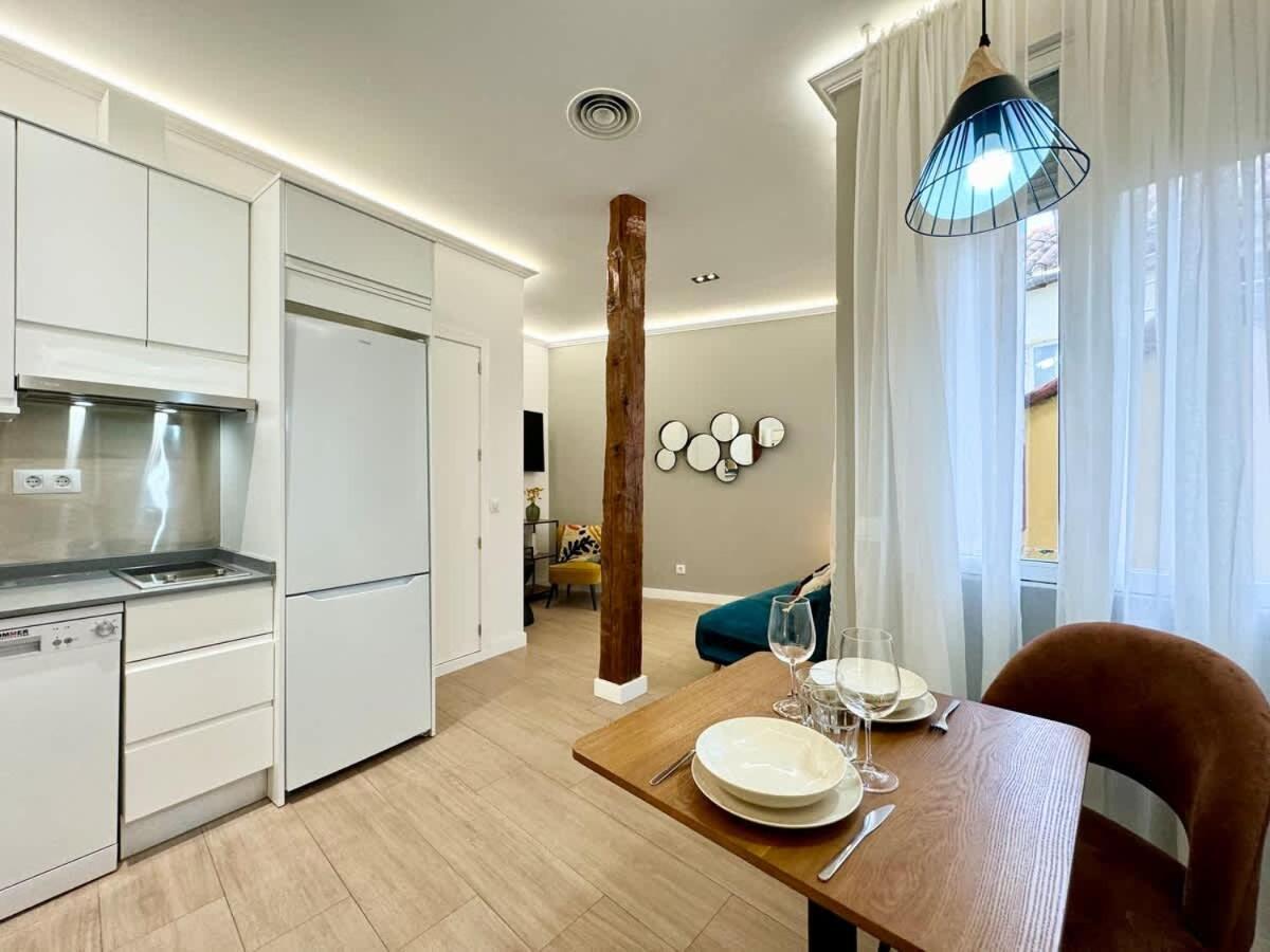 Plaza Mayor Cozy Private Apartment With Ac Madri Exterior foto